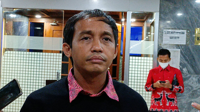 Sekretaris Dewan Pembina PSI Raja Juli Antoni di Gedung DPR.
 Foto: Aprilandika Pratama/kumparan