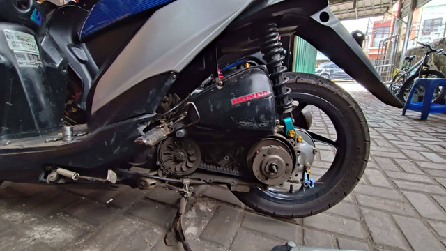 Sistem CVT Motor Honda BeAT.  Foto: Rizki Fajar Novanto/kumparan