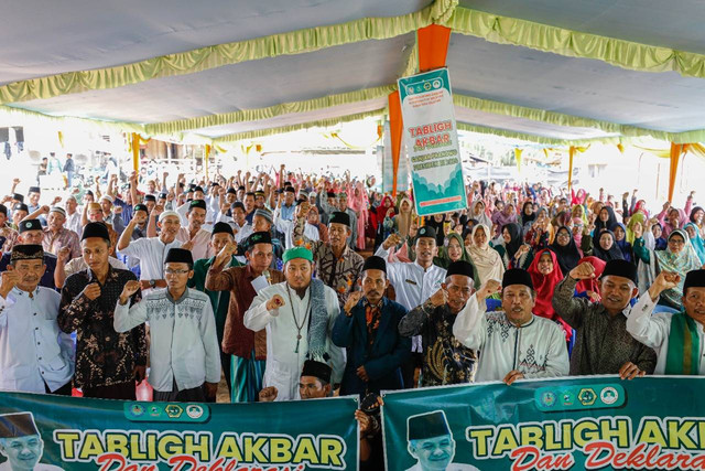 Tabligh Akbar santri dan ulama di Muara Enim untuk mendukung Ganjar Pranowo Presiden RI 2024. Foto: Dok. Istimewa