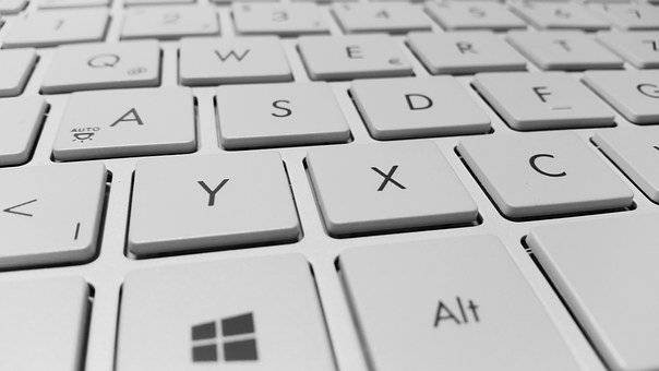 Ilustrasi keyboard komputer. Foto: pixabay