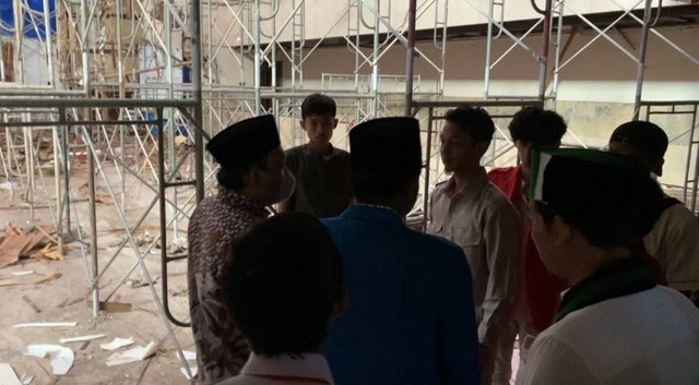 Ketua DPRD Jember Tolak Mahasiswa Masuk Ruang Paripurna, Ini Alasannya