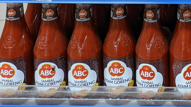 Ilustrasi saus sambal ayam goreng ABC. Foto: Titikmotret/Shutterstock