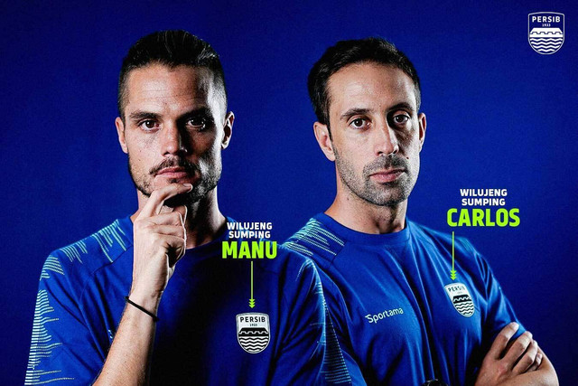 Asisten Pelatih Persib Bandung, Manuel Perez-Cascallana dan Carlos Grande Rodriguez. Foto: Persib