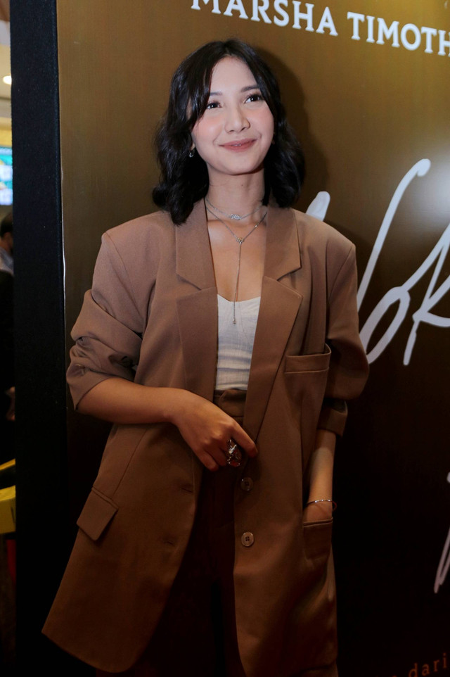 Sheila Dara saat hadir di konferensi pers film Noktah Merah Perkawinan di Epicentrum, Jakarta, Kamis (8/9/2022). Foto: Ronny