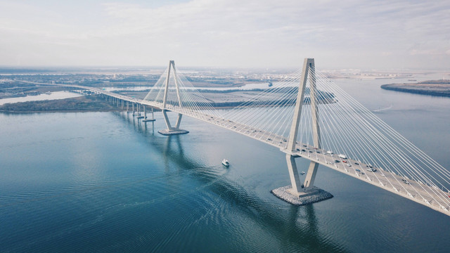 Ilustrasi Pada Zaman Dahulu Orang Membuat Jembatan dengan Teknik, Foto Unsplash David Martin