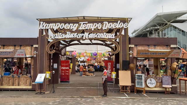 Pintu masuk Kampoeng Tempo Doeloe JF3 Food Festival, La Piazza Summarecon Mall Kelapa Gading, Jakarta Utara. Foto: Monika Febriana/kumparan
