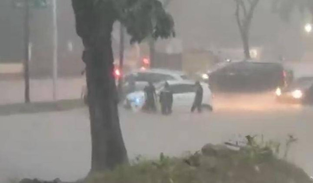 Genangan banjir di BSD dan Alam Sutera. Foto: Dok. Istimewa