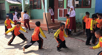 Pengenalan permainan tradisional Gobak Sodor. Foto: kegiatan pmm