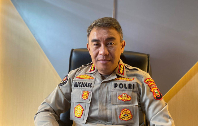 Kabid Humas Polda Maluku Utara, Kombes Pol Michael. Foto: Samsul/cermat