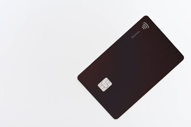 Ilustrasi gambar beli e-Toll di mana?. Unsplash.com