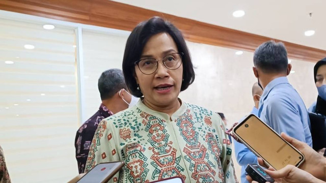 Menteri Keuangan, Sri Mulyani, saat ditemui di Kompleks Parlemen, Jakarta, Rabu (14/9/2022). Foto: Ave Airiza Gunanto/kumparan