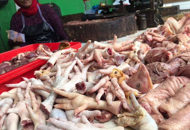 Konsumsi Ceker Ayam Berlebih Bisa Akibatkan Gampang Lelah hingga Stroke
