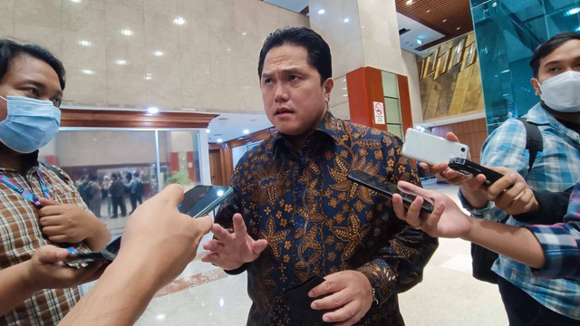 Menteri BUMN Erick Thohir di Kompleks Parlemen, Senayan, Jakarta, Rabu (21/9/2022). Foto: Ave Airiza/kumparan