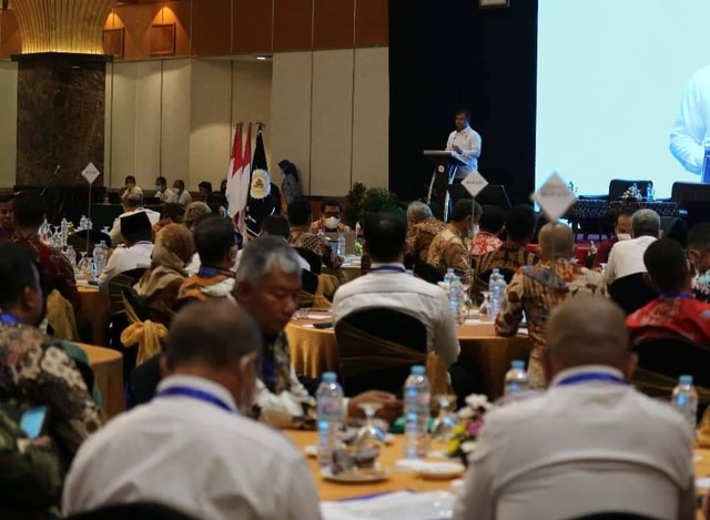 Rapat Koordinasi (Rakor) Asosiasi Pemerintah Kabupaten Seluruh Indonesia (APKASI) bersama Menpan-RB di Jakarta, Rabu (21/9/2022). Dokumentasi: Humas Pemkab Dharmasraya.
