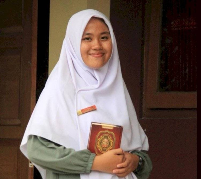 Neila Yasinta