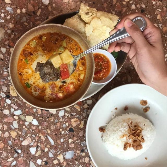 Ilustrasi Bumbu Soto Ayam Kuning. Foto: Azalia Amadea/kumparan