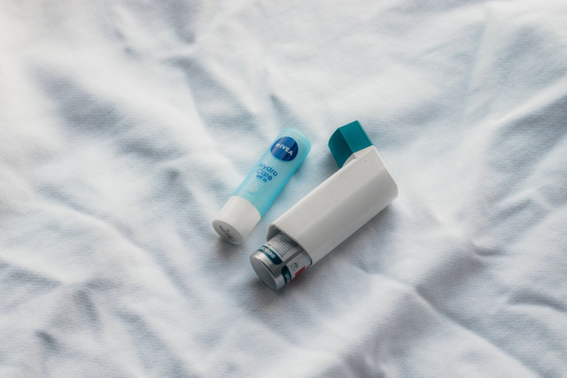 Apa saja obat-obat asma alami dan dari apotik? Foto: Unsplash