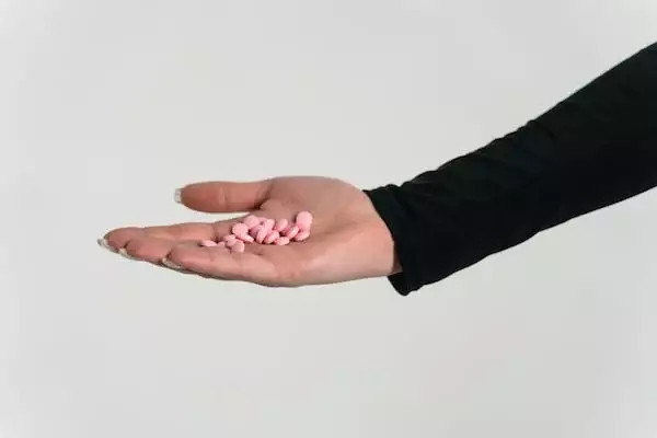 Ilustrasi amoxicillin untuk ibu hamil (Sumber: Pexels)
