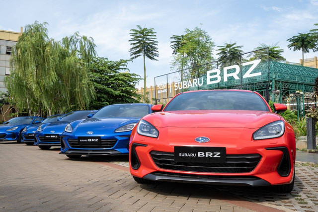 Serah terima perdana Subaru BRZ di PIK, Jakarta (24/9). Foto: Subaru Indonesia