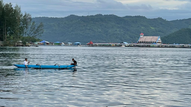 Kampung Injros di Kota Jayapura. (BumiPapua.com/Lazore)