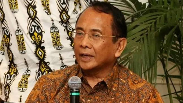 Makarim Wibisono. Foto: Rivan Awal Lingga/ANTARA FOTO