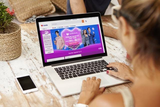 Ilustrasi cara mendapatkan gratis ongkir di Lazada tanpa minimal pembelian. Foto: kumparan