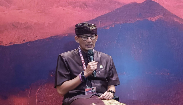 Menteri Pariwisata dan Ekonomi Kreatif (Menparekraf), Sandiaga Uno saat jumpa pers dalam tourism ministerial meeting (TMM) G20 di Hotel Grand Hyatt, Kabupaten Badung, Bali, Senin (26/9).  Foto: Denita BR Matondang/kumparan