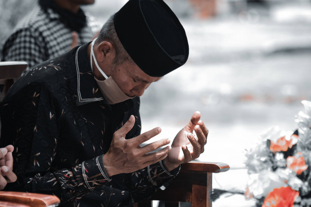 Ilustrasi doa setelah adzan subuh. Foto: Pexels