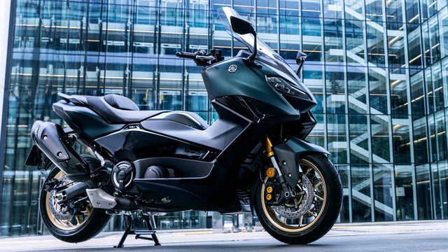 Ilustrasi harga motor TMax Tech Max 2022. Foto: Yamaha EU