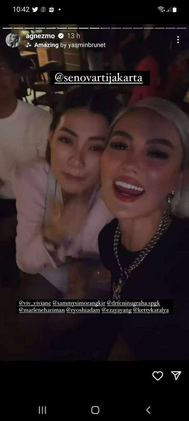 Suasana pesta pembukaan restoran baru Agnez Mo, Senovarti". Foto: @Agnez Mo