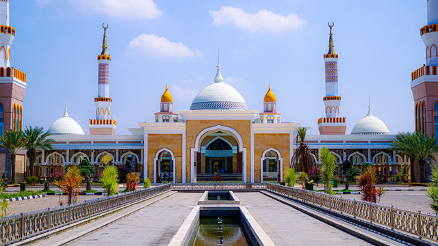 Ilustrasi Inspirasi Teks Khutbah Jumat Maulid Nabi (Foto: Misbahul Aulia | Unsplash.com)