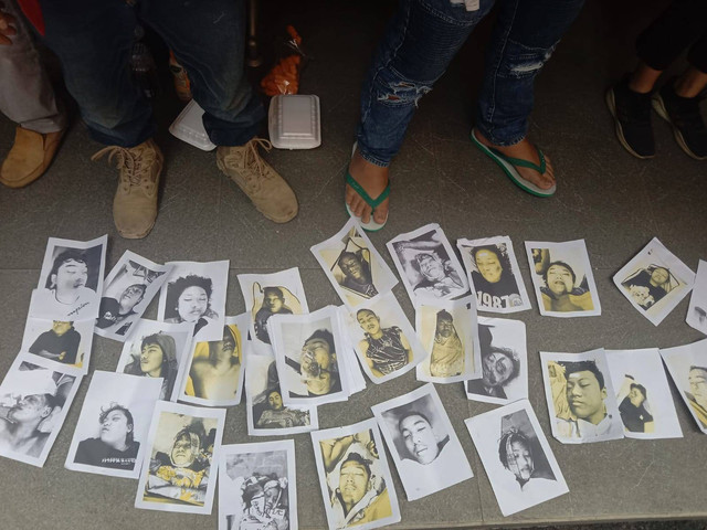 Foto korban meninggal dunia di ruang identifikasi RSSA Malang. foto/ M Sholeh