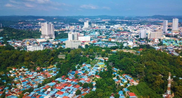 Kawasan Bengkong Indah Atas. (Tangkapan layar youtube: Langit dan Bumi Official)