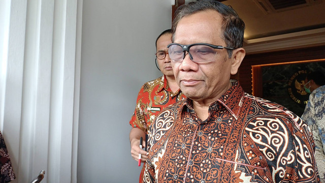 Menko Polhukam Mahfud MD di Kantor Kemenko Polhukam Foto: Aprilandika Pratama/kumparan