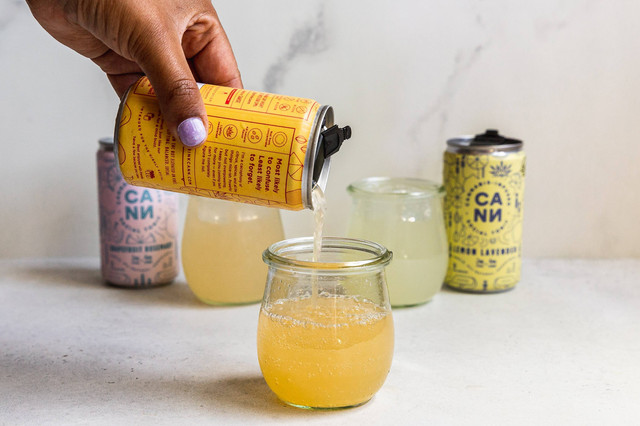 Ilustrasi minuman berpemanis, Photo by https://unsplash.com/@elsaolofsson