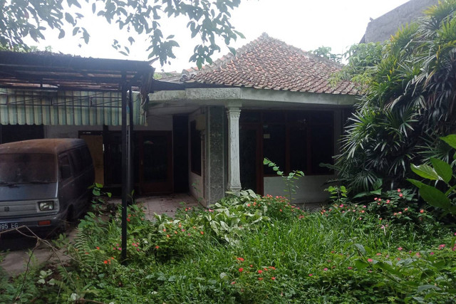 Rumah di Bandung dijadikan konten horor oleh YouTuber. Foto: Dok. Arif Syamsul Ma'arif