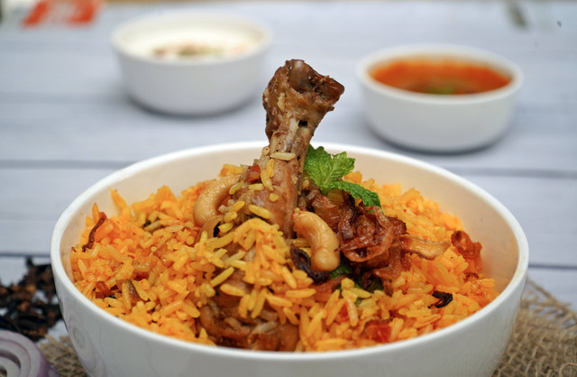 Ilustrasi Nasi Briyani Ayam. Foto: Unsplash