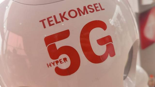 Ilustrasi cara ganti kartu 4G ke 5G Telkomsel. Foto: Aditya Panji/kumparan