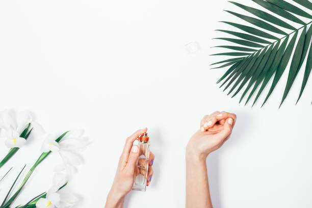 Ilustrasi cara pakai body mist (Sumber: Pexels)