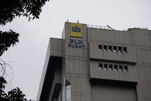 Kantor PLN Pusat. Foto: Jamal Ramadhan/kumparan
