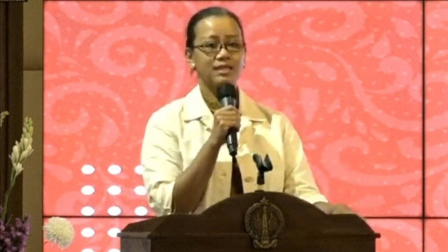 GKR Mangkubumi saat menjadi pembicara di 'Dialog Jogja Masa Depan' di Kompleks Kepatihan, Jumat (14/10). Foto: Humas Pemda DIY 