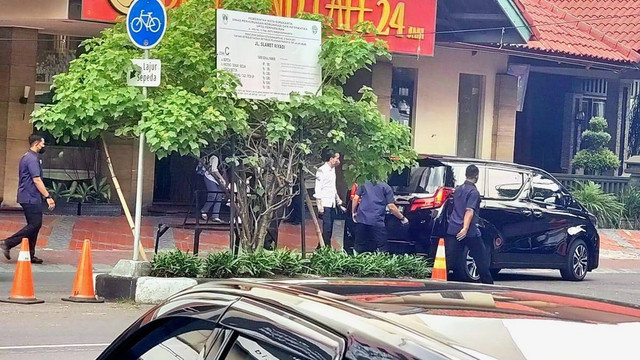 Presiden Jokowi saat pulang kampung ke Solo, Sabtu (15/10/2022). FOTO: Fernando Fitusia