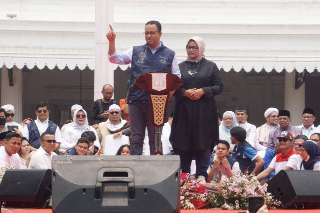 Gubernur DKI Jakarta Anies Baswedan saat pidato pamitan kepada warga Jakarta di Balai Kota, Minggu (16/10/2022). Foto: Iqbal Firdaus/kumparan
