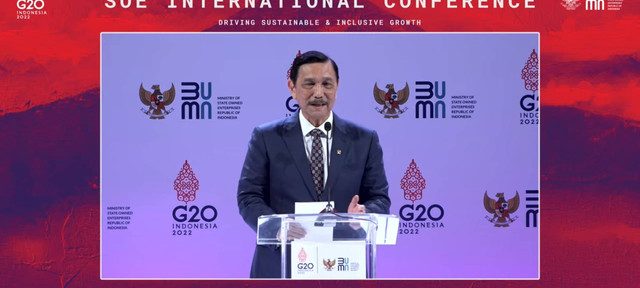 Menko Marves Luhut Binsar Pandjaitan di acara SOE International Conference.  Foto: Dok. Screenshot Youtube Kementerian BUMN. 