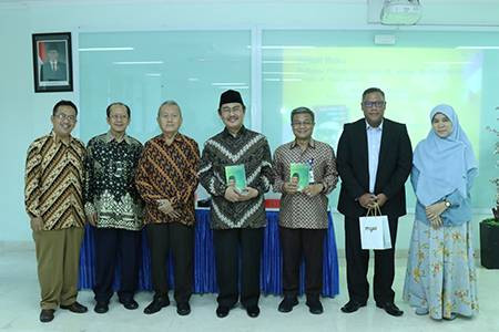 Saat Bedah Buku Refleksi Pemikiran Islam Mohammad Natsir Arsitek NKRI. Foto. Dok UAI