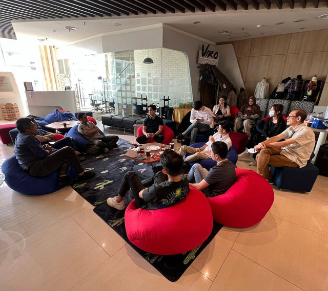 Podomoro University bersama komunitas Tangan di Atas (TDA) Jakarta Barat menggelar Entrepreneur Coffee Chat (ECC). foto/dok