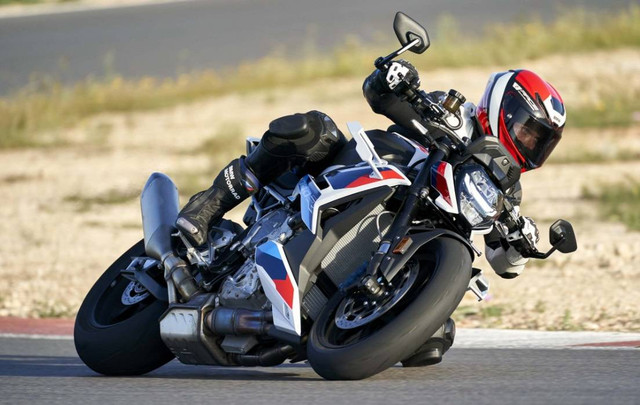 BMW Motorrad merilis BMW M1000R 2023. Foto: BMW Motorrad