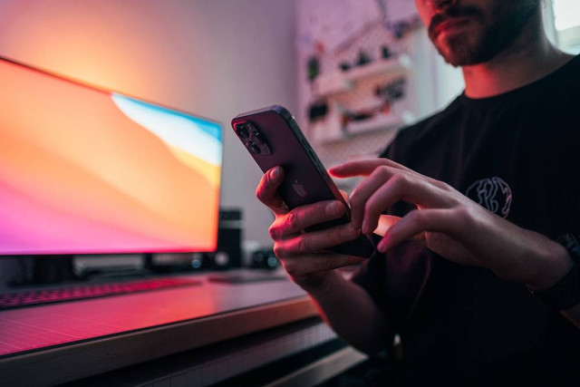 Ilustrasi top up game. Foto: Unsplash,com