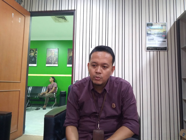 Kepala seksi Intel Kejari Batam, Riki Saputra. Foto: Rega/kepripedia.com