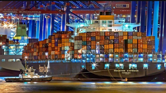 Ilustrasi ekspor dan impor (Foto: Pexels.com)